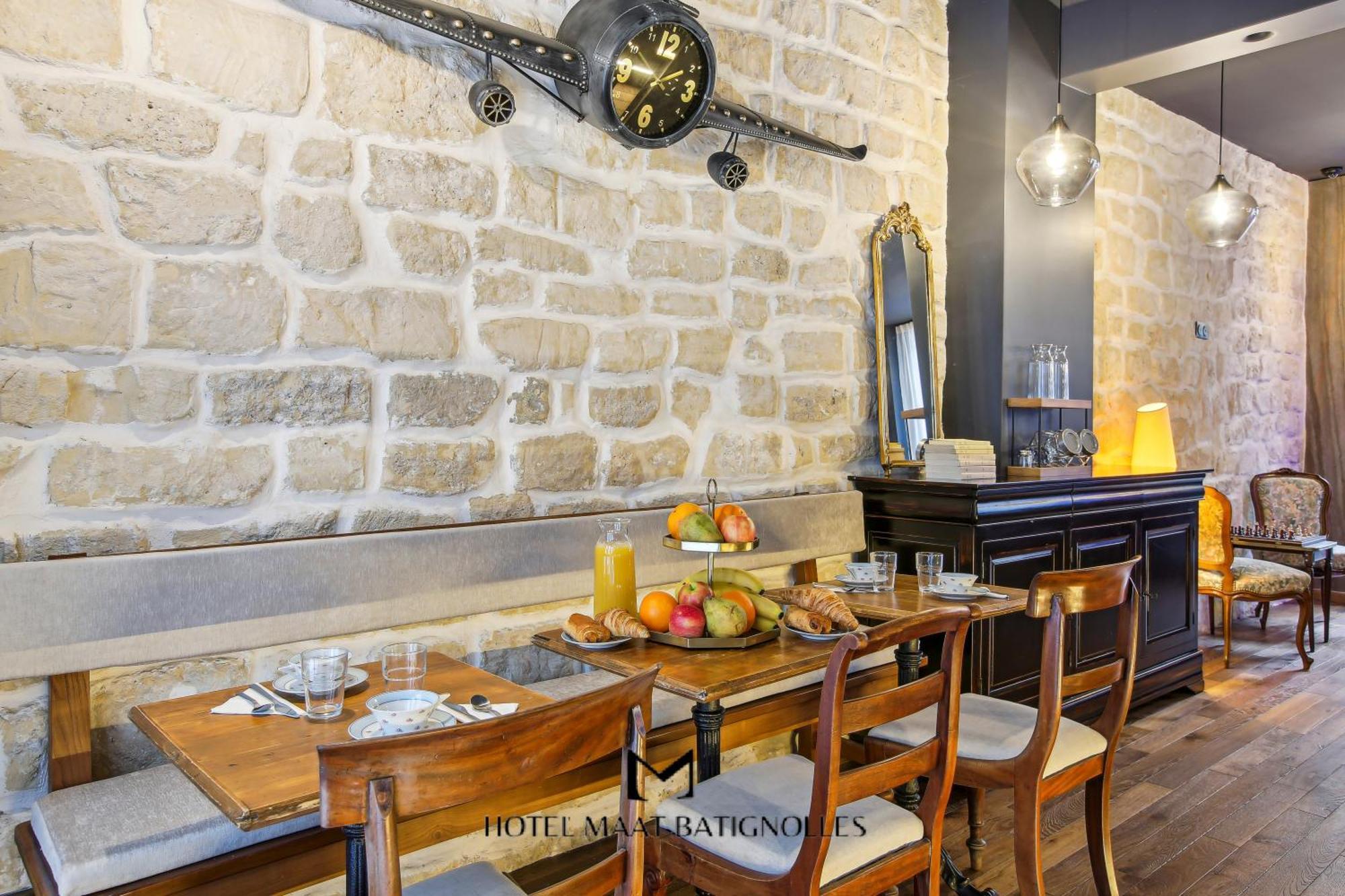 Hotel Maat Batignolles Paris Dış mekan fotoğraf