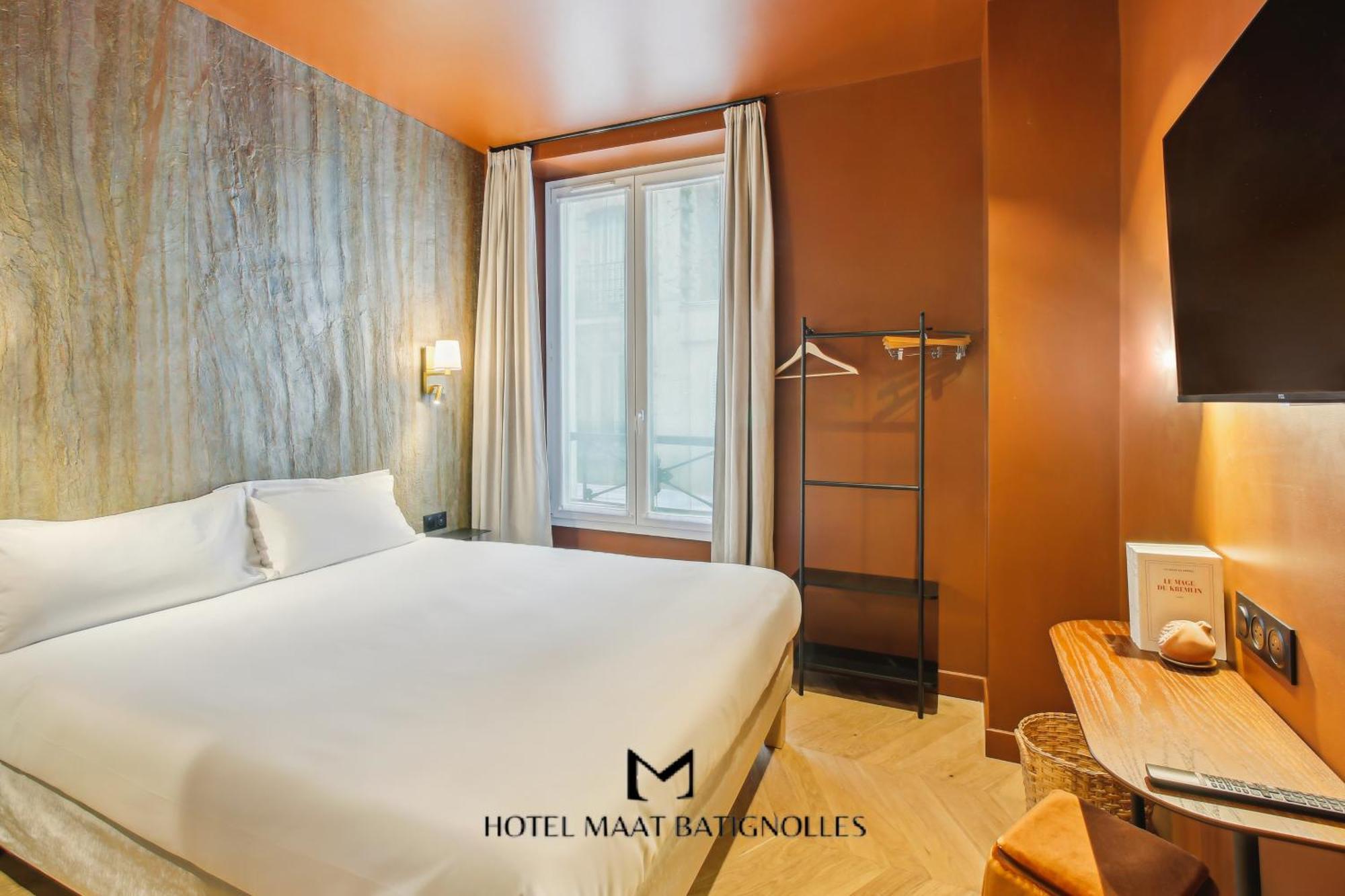 Hotel Maat Batignolles Paris Dış mekan fotoğraf